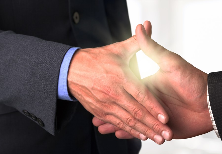 深圳律师解析：婚后男方有外遇怎么离婚