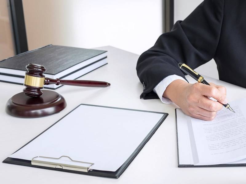 转让合同的基本构成要素与案例分析——以深圳律师视角解读