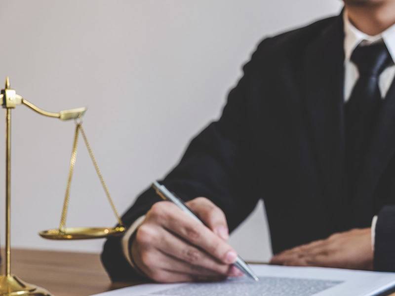 刑拘后，如何巧妙争取取保候审？深圳律师带你一探究竟！