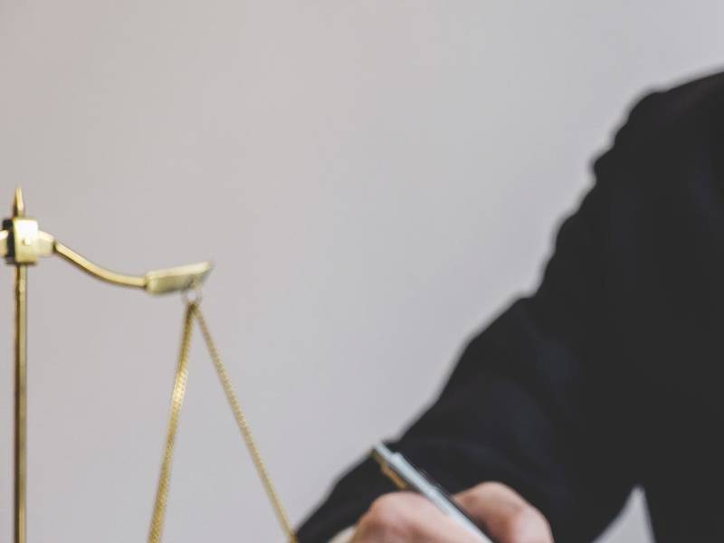 刑律护航：民事纠纷中，取保候审的合法之道